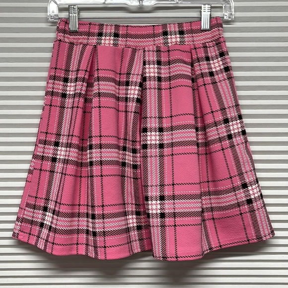 Boohoo NWT Pink Check Box Plaid Pleat Skater Mini Skirt Size 4 - Picture 2 of 6